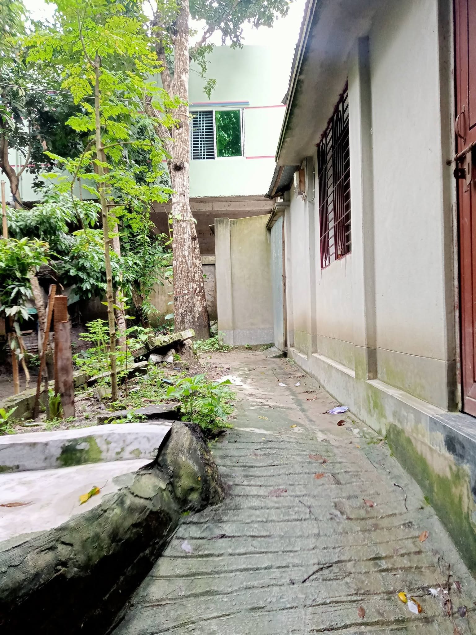 সিরাজগঞ্জ শহরের ভিতরে ৪.১৮ শতাংশ জমিসহ বসতবাড়ি বিক্রয় হবে — photo 2