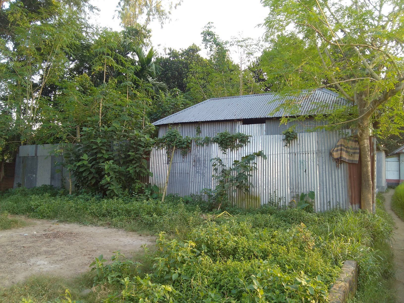 নলিছাপাড়া ব্রিজের পশ্চিম পাশে ৩ শতক জায়গা বিক্রি হবে। — photo 2