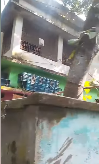 সাতক্ষীরা সরকারি কলেজের পাশে বাড়িসহ জায়গা বিক্রি